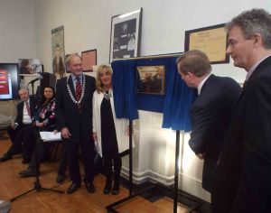 An Taoiseach unveils a plaque to mark the 150 Anniversary of the school watched by Principal, Kate Byrne, Vice Principal, Eddie Kelly and PPU President, John Cullen on November 20th. 2014